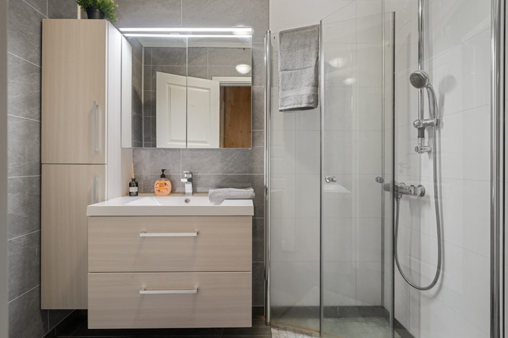 Photo bathroom addition cost